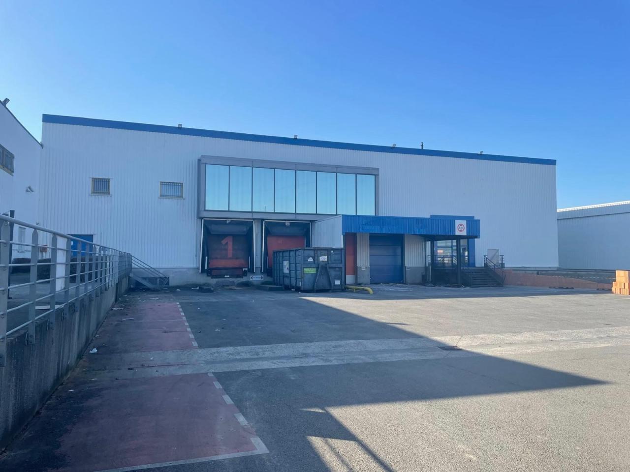 Local d'activité Wasquehal 2250m² Location local d'activité Wasquehal Nord OLACT2530418 2